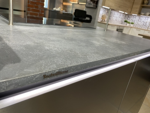 Blat Cuart Residence Dark