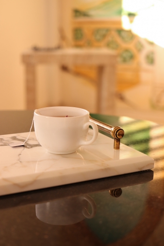 Tava cu manere Marmura Calacatta 30*20*2 cm