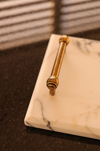 Tava cu manere Marmura Calacatta 30*20*2 cm