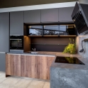 Blat Cuart Residence Dark
