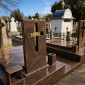 Monument complet dublu cu cruce din granit Maron Tan